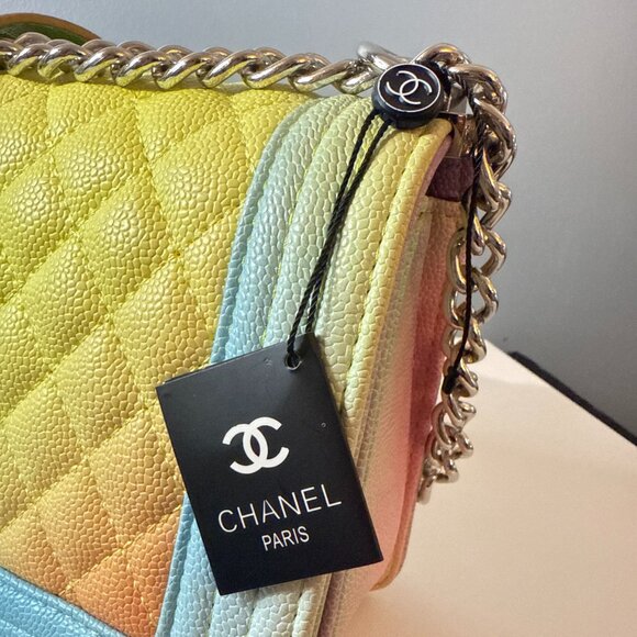 Fashion Rainbow Quilted Shoulder Bag - Picture 4 of 8